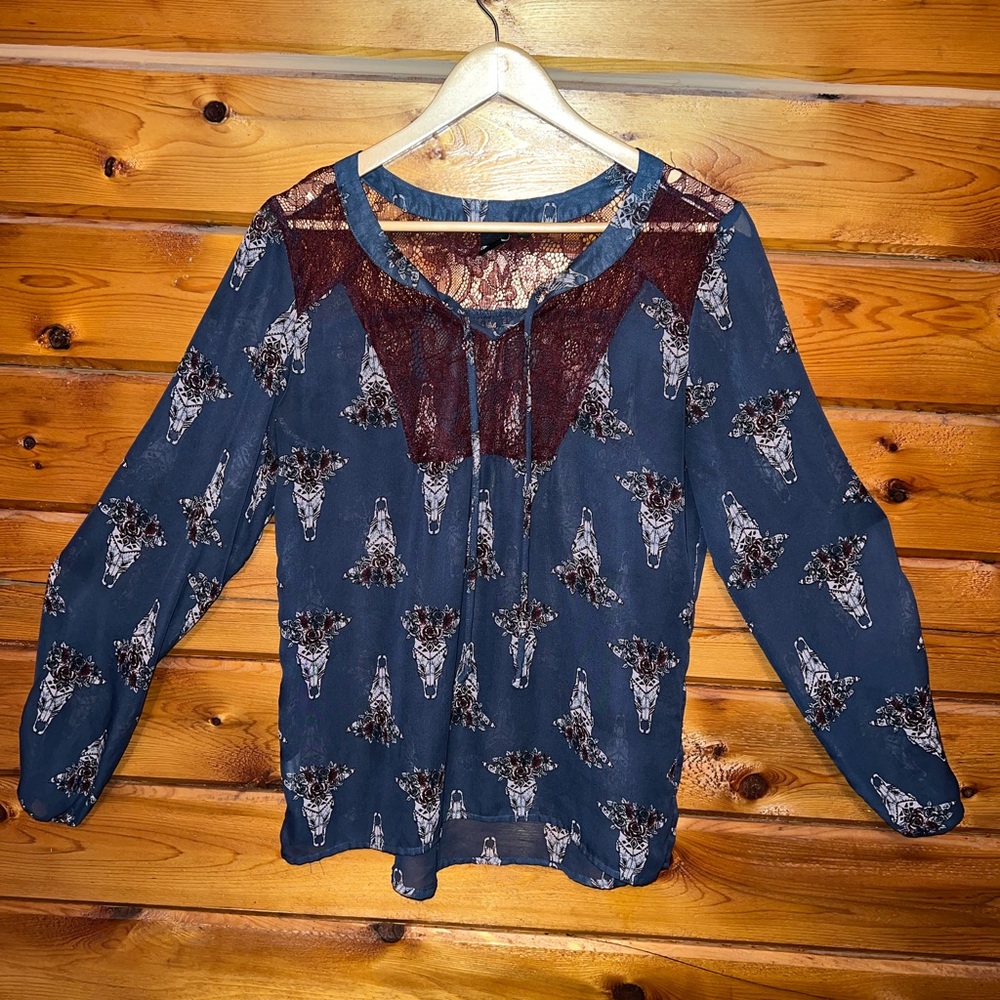 Cruel girl Shirt size M